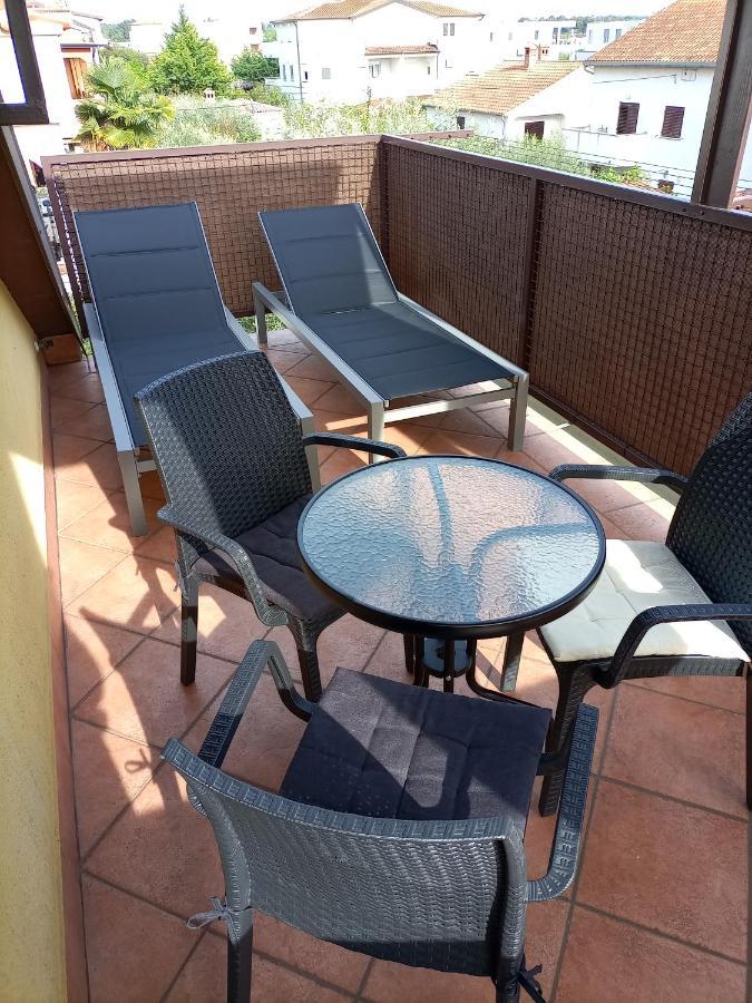 Apartments Ingrid Novigrad Istria Eksteriør billede