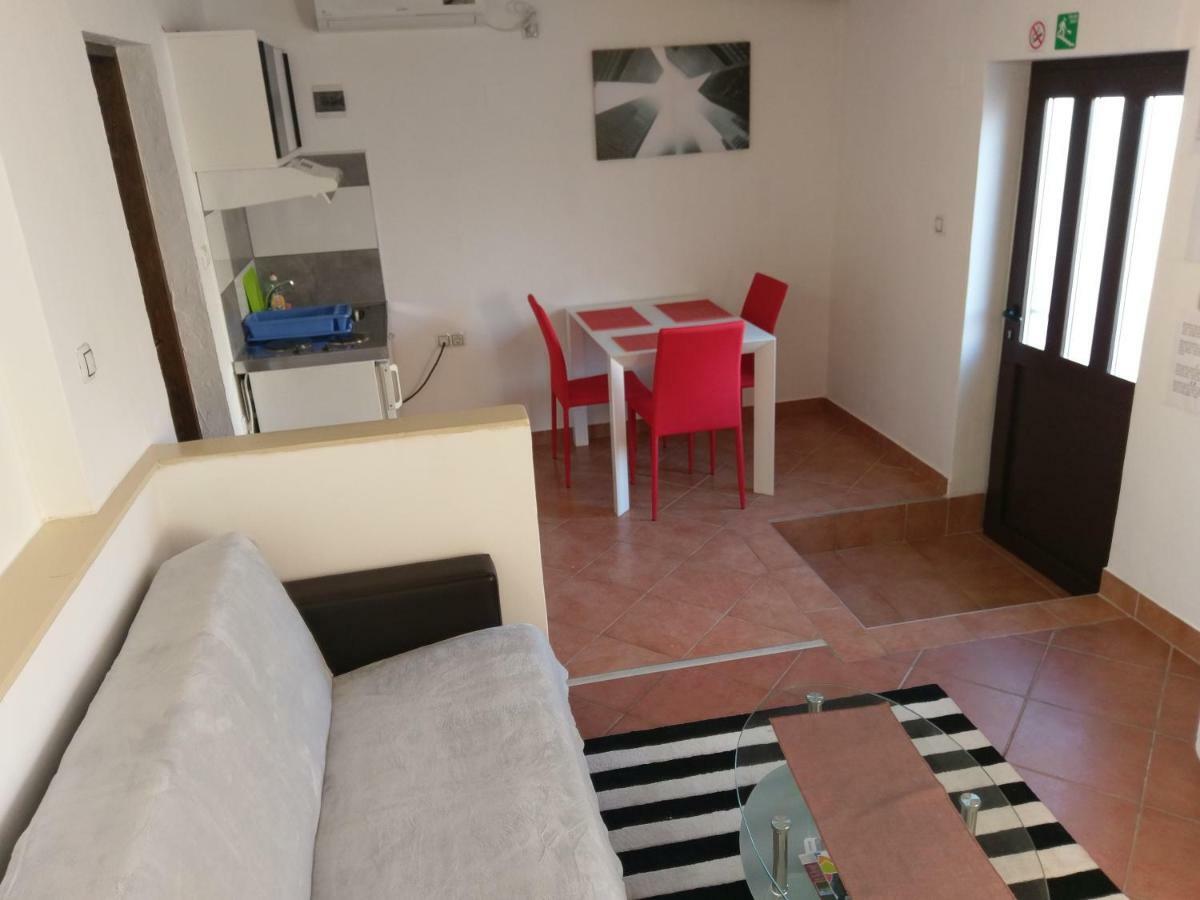 Apartments Ingrid Novigrad Istria Eksteriør billede